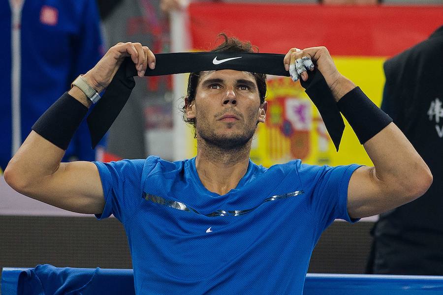 El tenista balear se hizo con el Abierto de China tras derrotar al australiano en dos sets (6-2 y 6-1), que significó su título número 75.