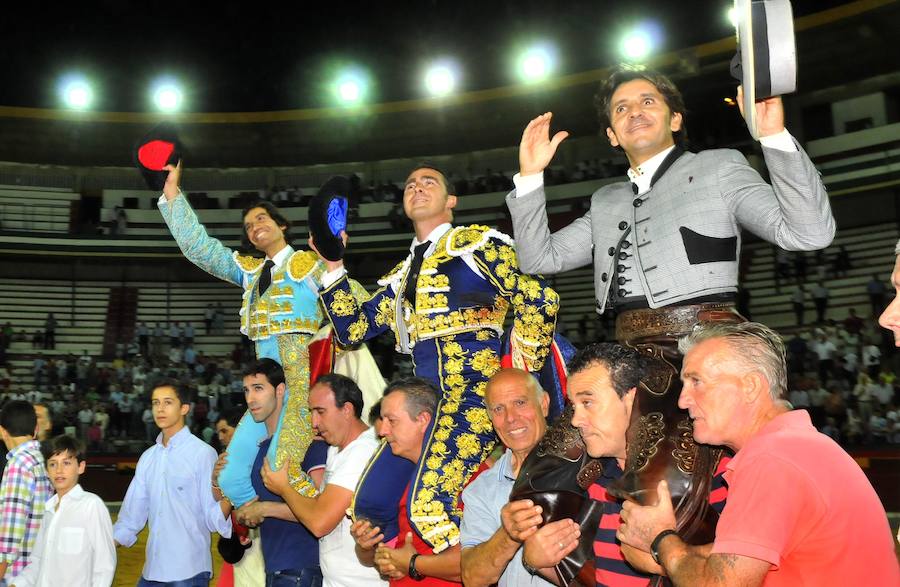 Salen a hombros Diego Ventura, Curro Díaz y El Fandi en el segundo y último festejo de San Lucas