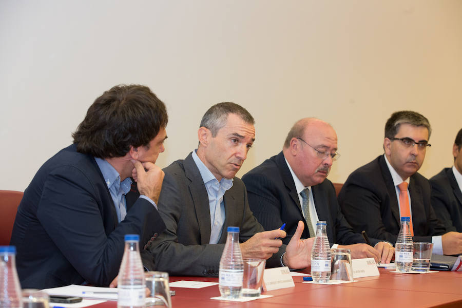 IDEAL y la Cámara de Comercio de Granada celebran una nueva edición de sus desayunos formativos