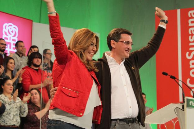 Sánchez Teruel junto a Susana Díaz durante un mitin del partido en las últimas autonómicas.