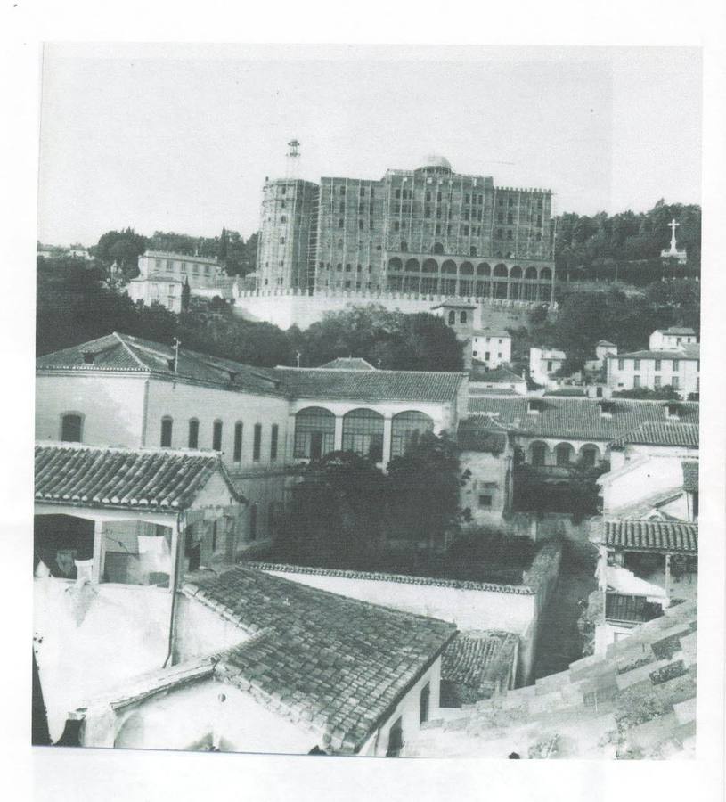 El hotel Alhambra Palace se convierte en el cinco estrellas más antiguo de España después de haber acometido una renovación general de sus habitaciones y cuartos de baño para adaptarse a la normativa vigente de cinco estrellas