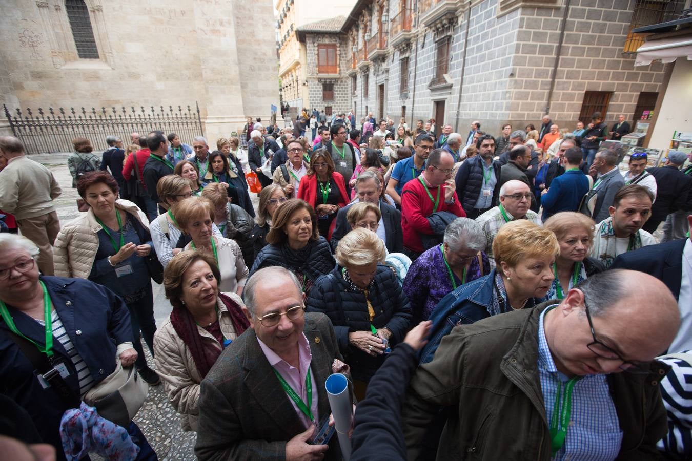 Granada es, desde la tarde de ayer, el epicentro nacional de la devoción mariana al momento iconográfico en el que la Virgen recibe el cuerpo sin vida de su hijo entre los brazos