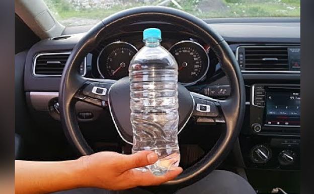 Cuidado con el truco de la botella de agua con el que te pueden robar el coche