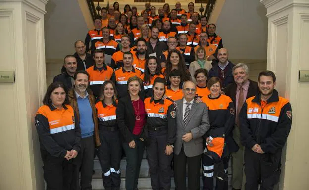 Unos 400 voluntarios de Protección Civil participan en cursos de formación de la Junta en Granada