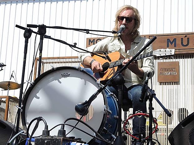 Paco Román, alma máter de Neuman, presenta su nuevo disco en el Auditorio Falla este sábado.