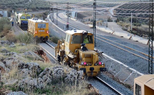 Trenes de obra este jueves en Venta del Rayo.