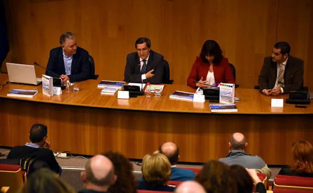 La Diputación de Granada crea un sello propio para fomentar los espacios accesibles