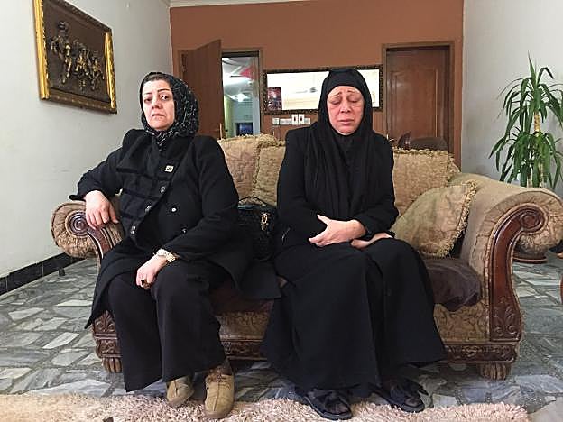 Duelo eterno. La familia Abdul Rahim perdió a tres de sus miembros en el atentado de Karrada. Lamentan la falta de apoyo por parte de las instituciones iraquíes.