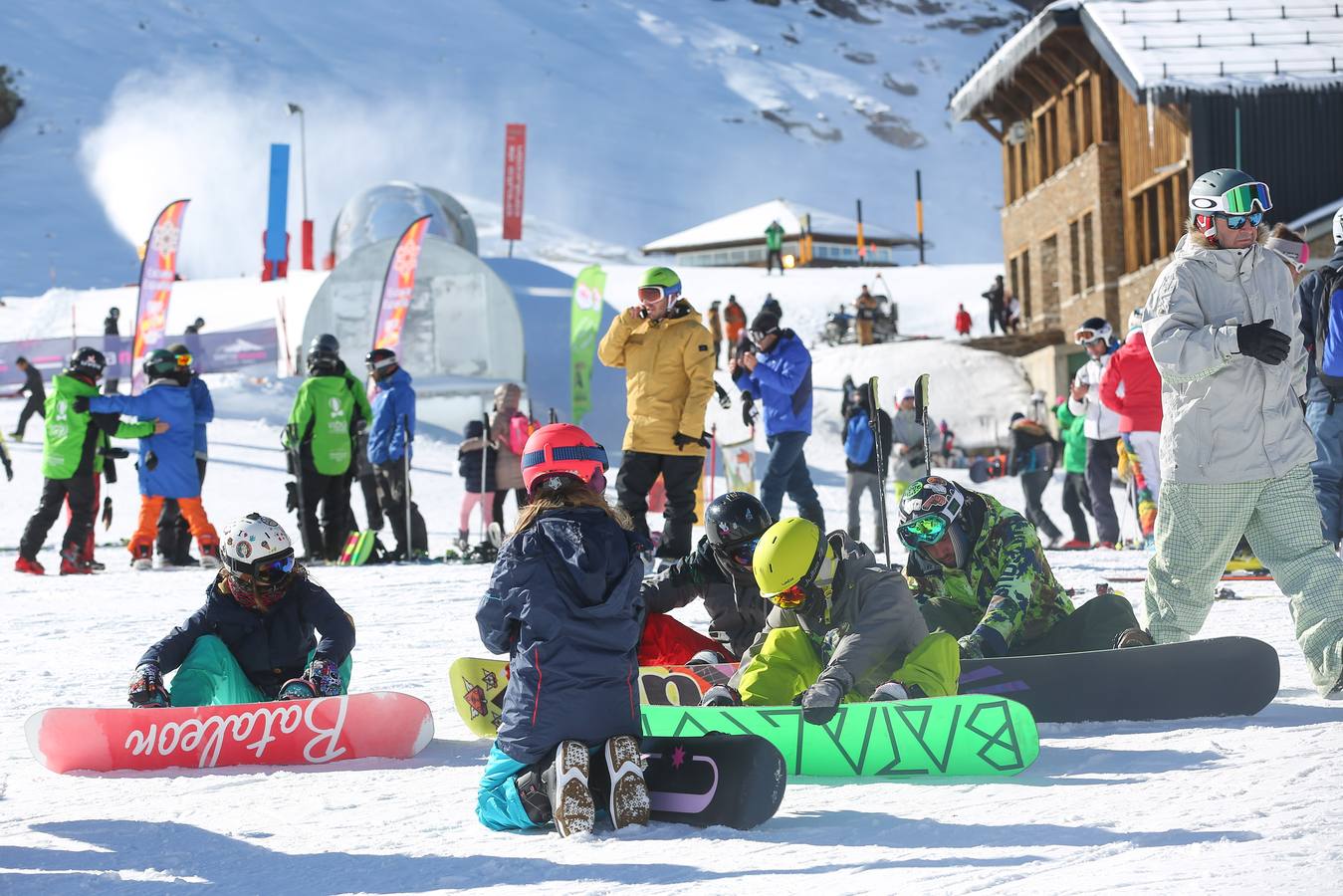Sierra Nevada abrirá este puente el mayor desnivel esquiable de España con la pista 'El Río