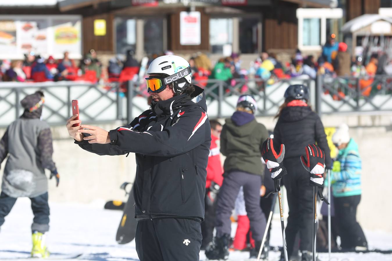 Sierra Nevada abrirá este puente el mayor desnivel esquiable de España con la pista 'El Río