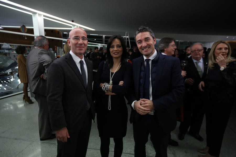 En buena compañía tras la entrega de los premios IDEALES