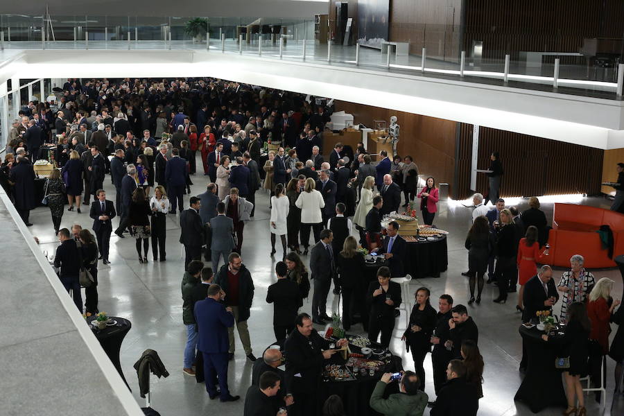 En buena compañía tras la entrega de los premios IDEALES