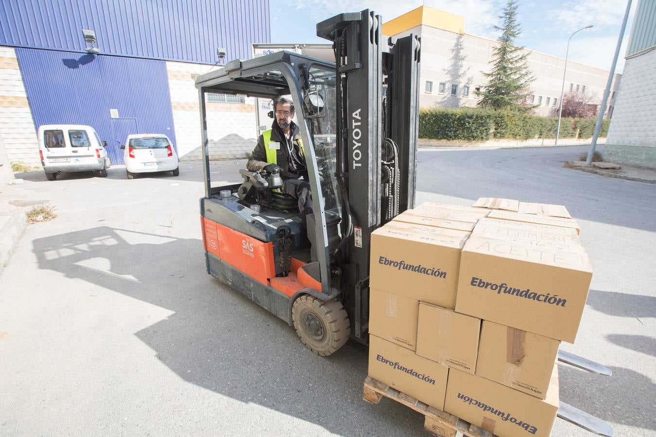 El Banco de Alimentos de Granada logra miles y miles de kilos de comida en la 'quinta gran recogida' de diciembre