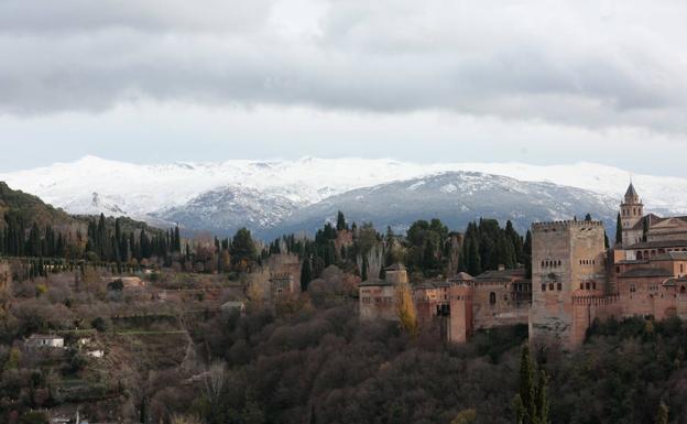 Estampa de la Alhambra y Sierra Nevada tras este temporal.