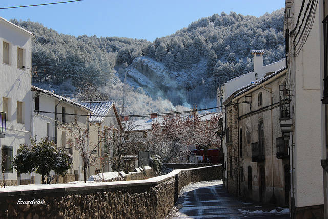 El nacimiento del río Segura y el entorno de Pontones, nevados