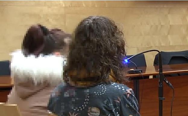 "Me tiró un colchón encima, lo encendió y se fue"