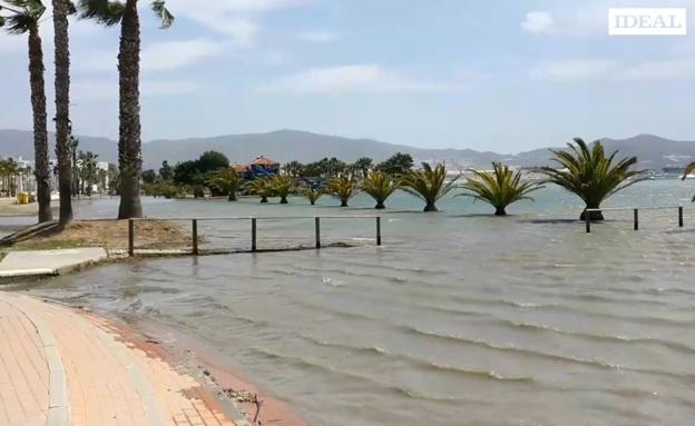 El mar se vuelve a comer la playa