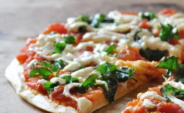 3 recetas para hacer una pizza de lo más sana