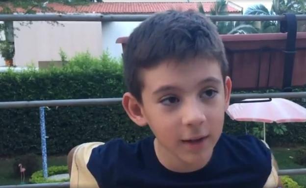 El niño con Asperger que explica al mundo que no está enfermo: "No soy ni loco ni friki ; soy como cualquier otro"