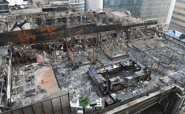 Imagen del edificio tras el incendio. 