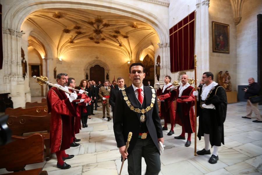 El acto ha repetido el fuerte dispositivo de seguridad de ediciones anteriores en el que han participado policías locales, agentes de la Policía Nacional y antidisturbios