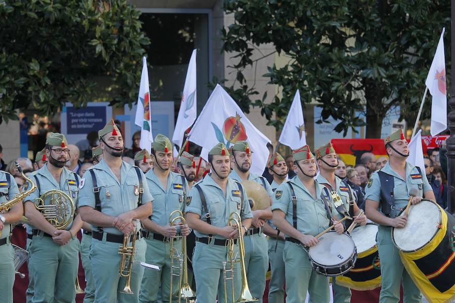 El acto ha repetido el fuerte dispositivo de seguridad de ediciones anteriores en el que han participado policías locales, agentes de la Policía Nacional y antidisturbios