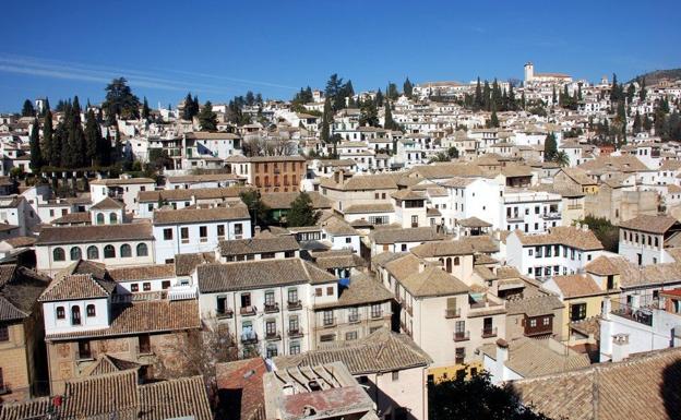 La imagen de la contaminación y la niebla en Granada que preocupa a los ciudadanos