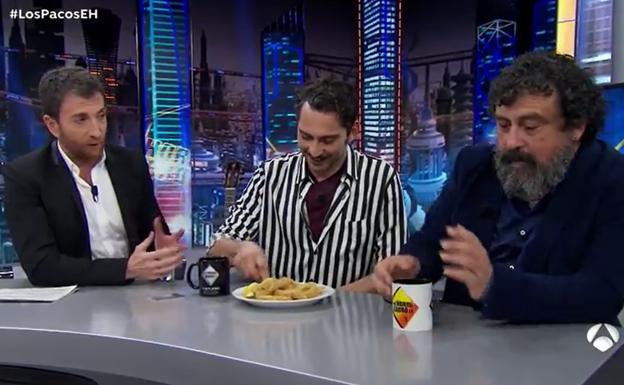 El surrealista momento en que Paco León ha pedido unos calamares en 'El Hormiguero'