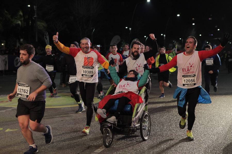  La XXXV edición de la Carrera Internacional Urbana Noche de San Antón volvió a contar con cerca de 10.000 corredores por las calles de la capital jienense