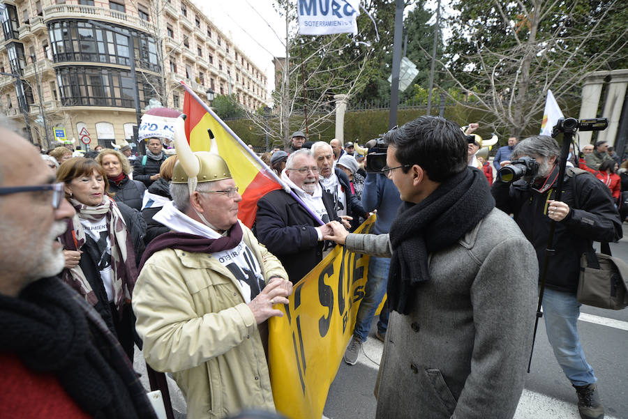 Manifestación contra el aislamiento ferroviario