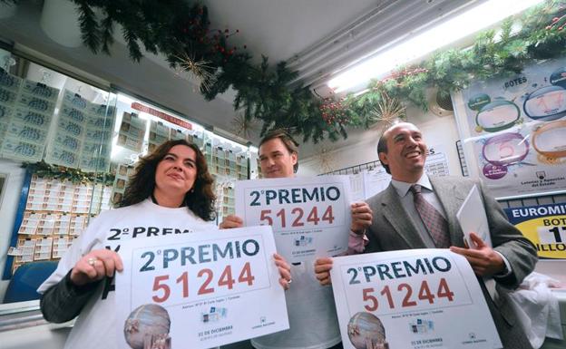 Encuentra un décimo del 2º premio de la Lotería de Navidad: si no aparece el dueño será suyo