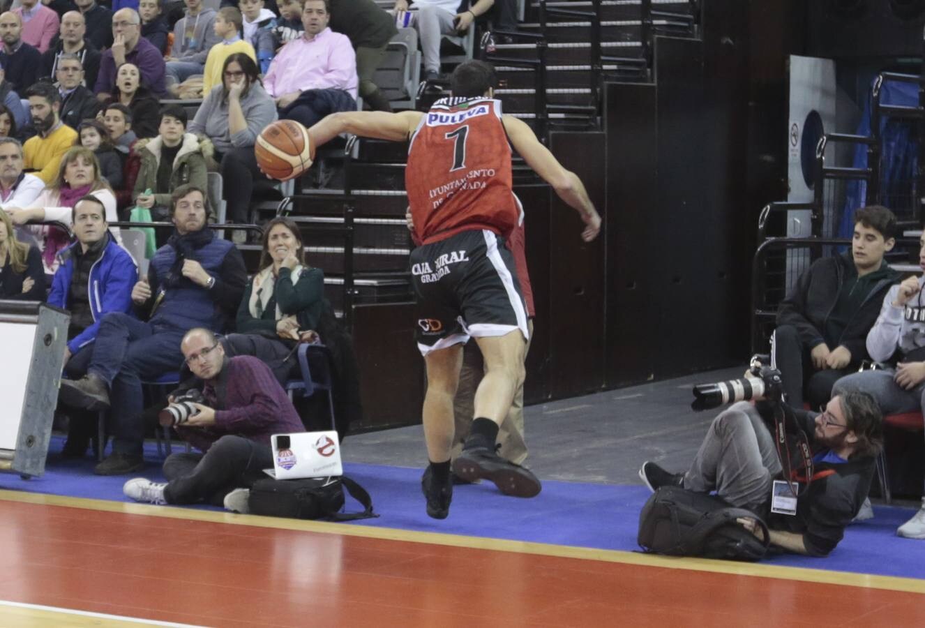 El Covirán desperdició la posibilidad que le brindó el calendario de dar un paso al frente en su aspiración por el ascenso directo