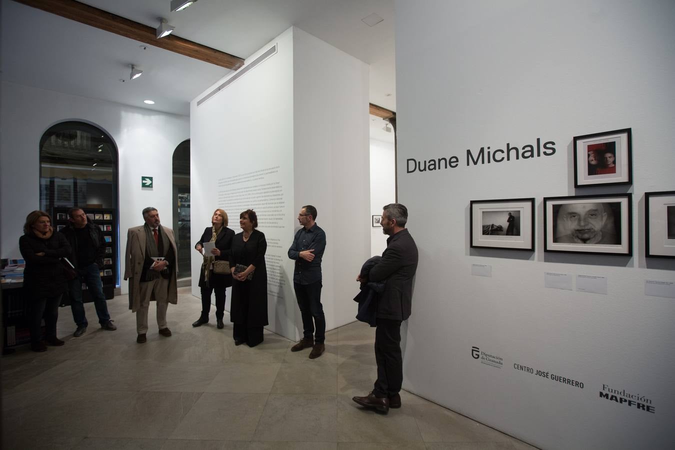 El museo acoge una retrospectiva del artista estadounidense que presentó batalla a la dictadura del instante decisivo