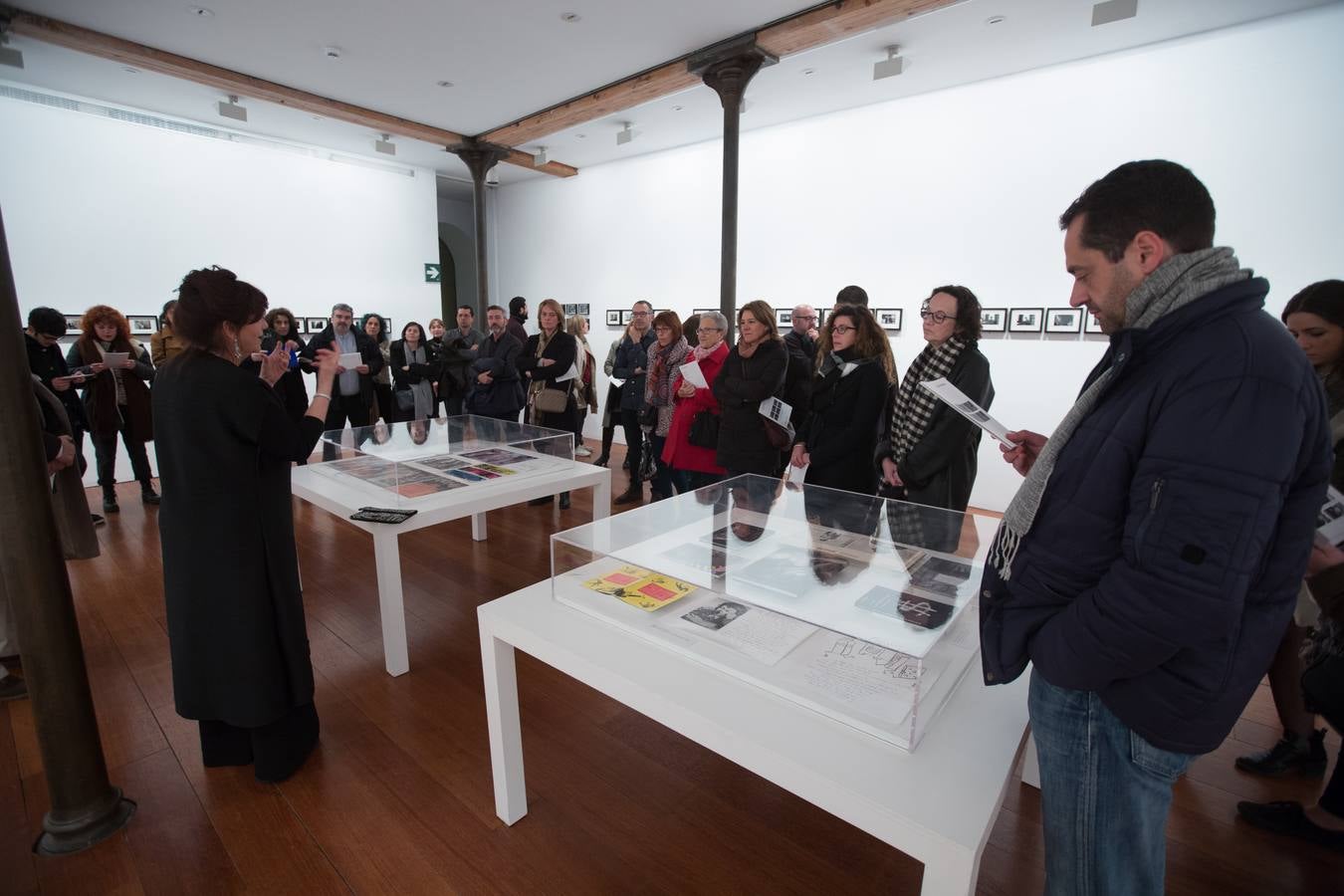 El museo acoge una retrospectiva del artista estadounidense que presentó batalla a la dictadura del instante decisivo