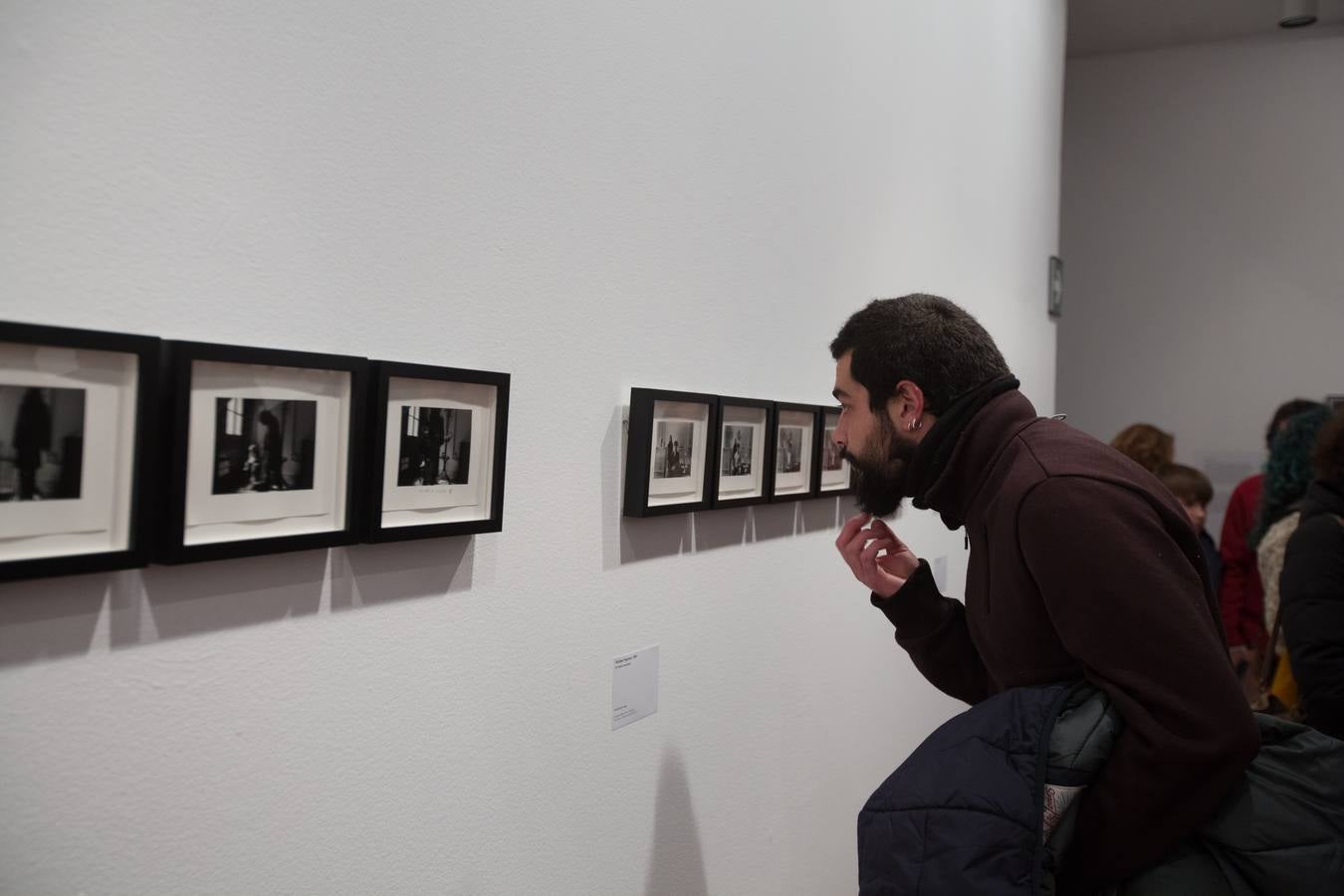 El museo acoge una retrospectiva del artista estadounidense que presentó batalla a la dictadura del instante decisivo