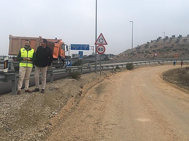 Valdivielso durante la visita a las obras.