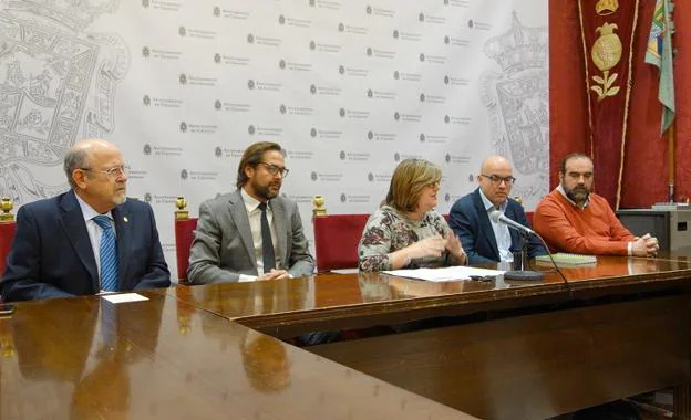 Granada distingue a Alhambra Nievas, "Juanito" y Kim Pérez