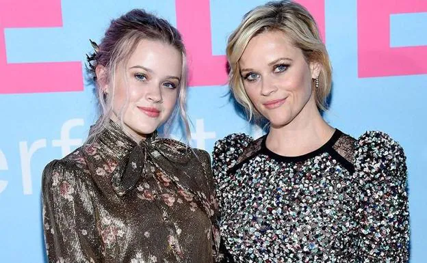 "Parece una copia": el asombroso parecido de la hija de Reese Witherspoon con su madre
