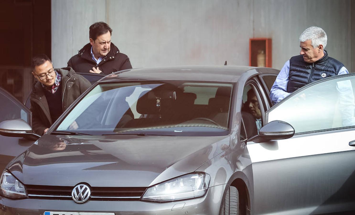 Esta actuación se ha producido en el marco de una operación por supuesto blanqueo de dinero procedente de fichajes del expresidente del club Quique Pina, que fue detenido esta mañana en Murcia