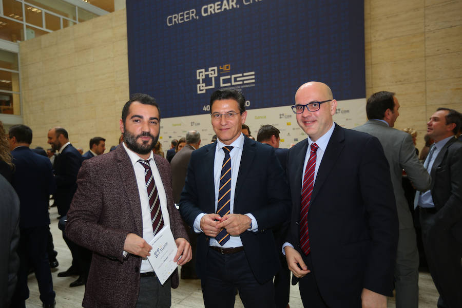 La Confederación de Empresarios celebra su cuarta década de vida con una jornada de trabajo y fiesta en la sede territorial del Bankia.