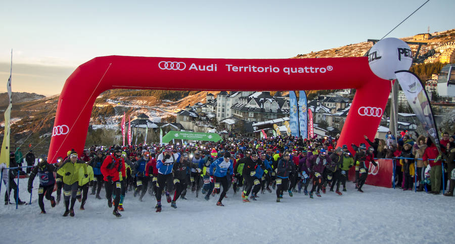 Ochocientos participantes han participado en el Campeonato de España de Snow Running. La prueba, que ha comenzado a las seis y media de la tarde en Pradollano, ha constado de doce kilómetros y medio y ha tenido un desnivel acumulado de más de novecientos metros. El evento se ha disputado simultáneamente con la actividad de esquí nocturno de los sábados en la pista de El Río. Un año más, el número de participantes ha vuelto a incrementarse y muy especialmente el apartado femenino, que ha contado con 128 corredoras