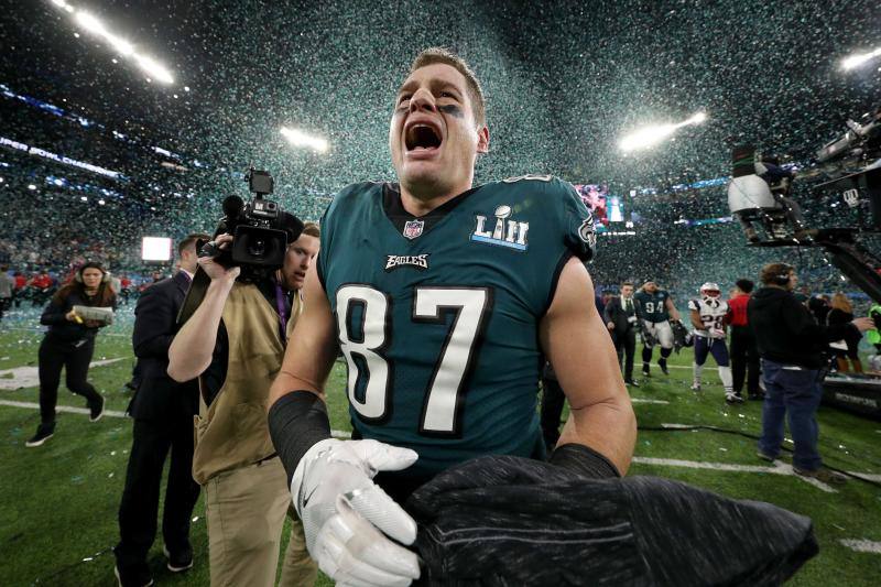 El equipo de Filadelfia se impone a los Patriots en el US Bank Stadium de Minneapolis (33-41) y conquista su primer trofeo Vince Lombardi, con el quarterback Nick Foles como MVP. 