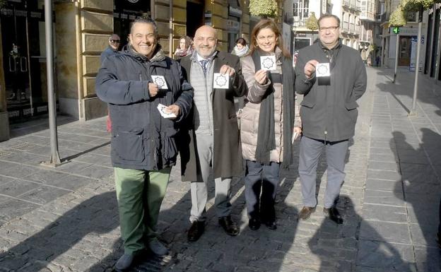 Una campaña aúna turismo y comercio para mejorar la atención en inglés al visitante a Granada