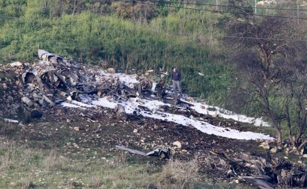 Cae un avión israelí en una operación militar contra objetivos iraníes en Siria