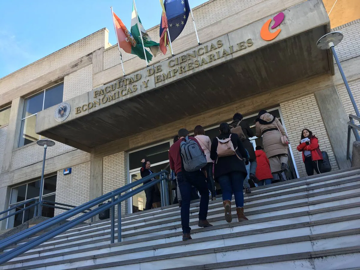 Los estudiantes, ante una prueba decisiva