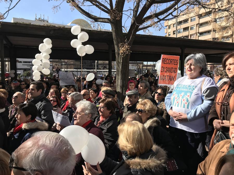 Justicia por la Sanidad ha celebrado esta concentración en la Caleta