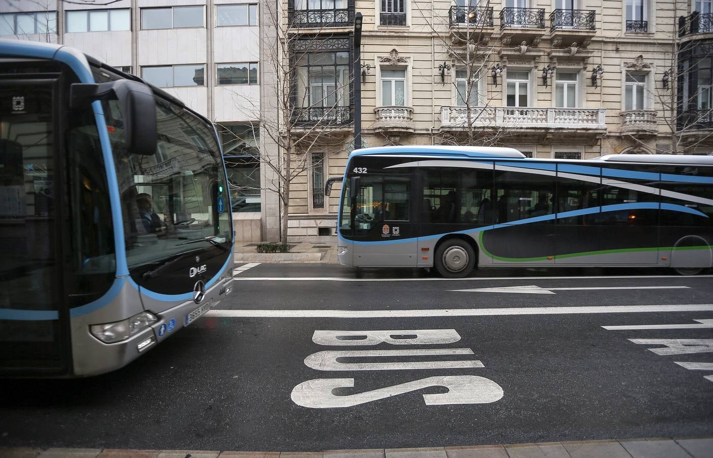 La línea se inaguró en junio de 2014, pero las quejas de los usuarios obligaron a hacer cambios a las pocas semanas