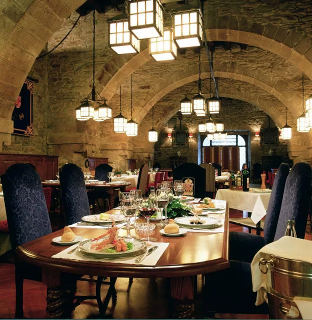 Restaurante del Hostal de los Reyes Católicos (Santiago de Compostela). 