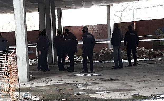 Encuentran a una mujer fallecida en un edificio abandonado frente a Correos de Granada