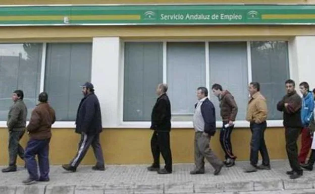 Las 7 ayudas económicas de la Junta de Andalucía para los parados